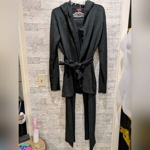 Merona Black Textured Garment Set  Size Xl